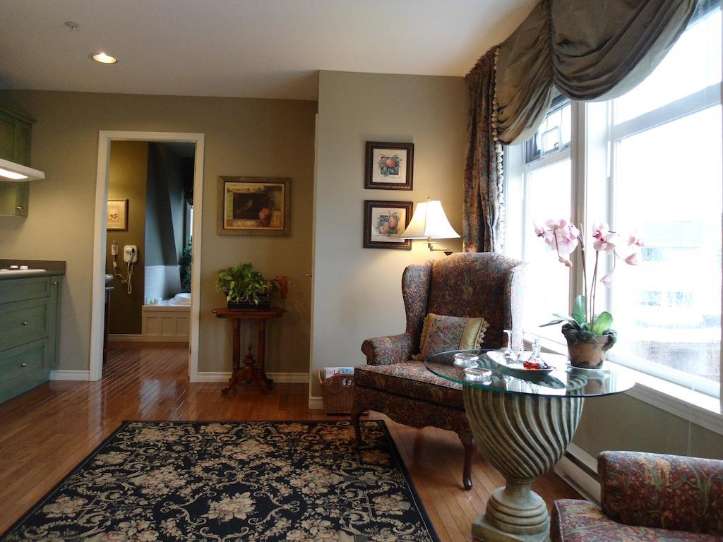 The Beacon Inn At Sidney Bagian luar foto
